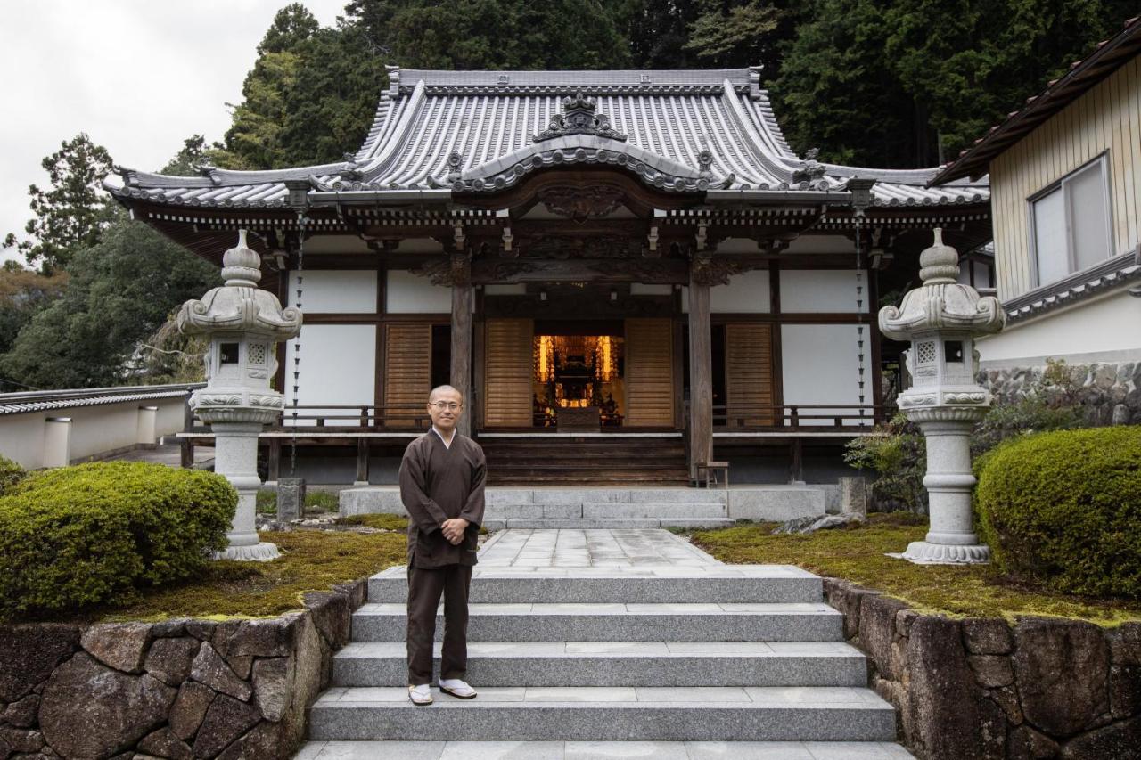 宿坊 端場坊｜Temple Hotel Habanobo Minobu Экстерьер фото