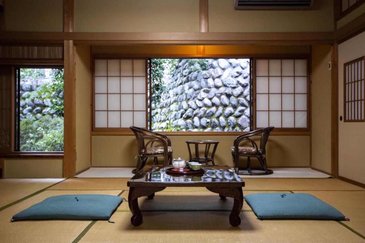 宿坊 端場坊｜Temple Hotel Habanobo Minobu Экстерьер фото